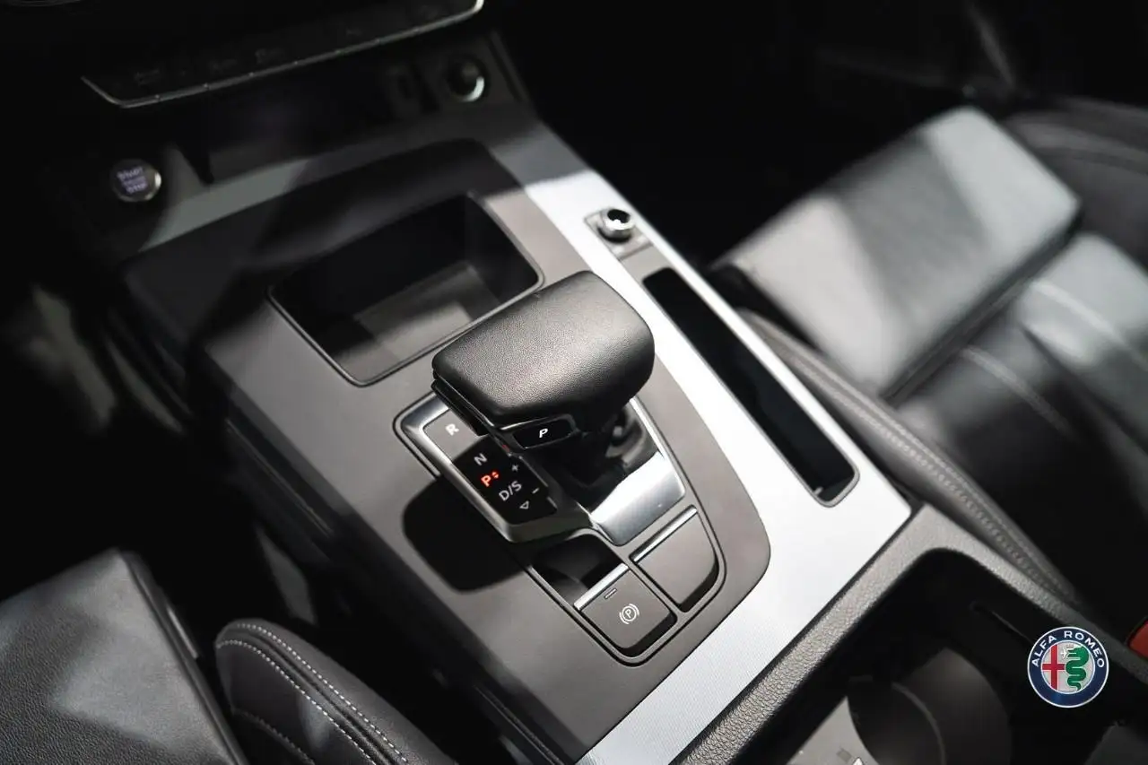 Audi Q5 снимка Audi Q5