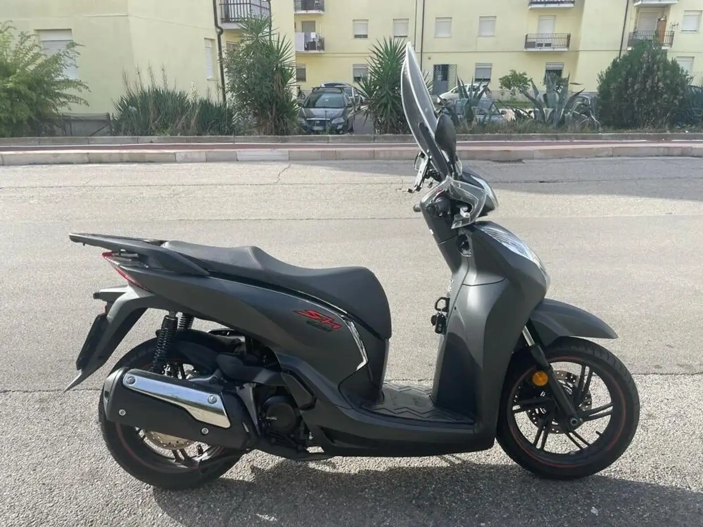 Honda SH 300 Nero - 1