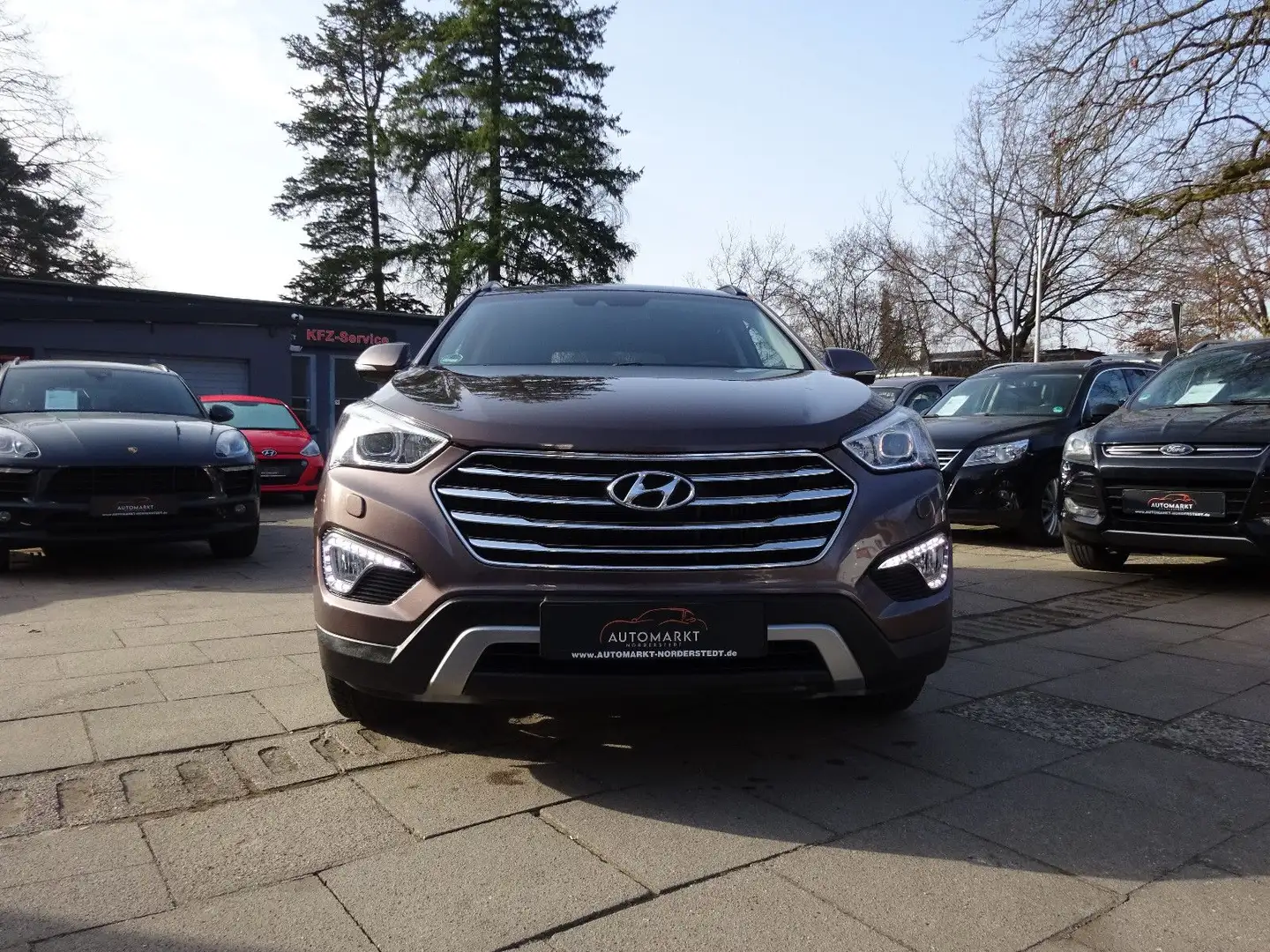 Hyundai Grand Santa Fe Premium 4WD / Leder/6-Sitze /SHZ Marrón - 2