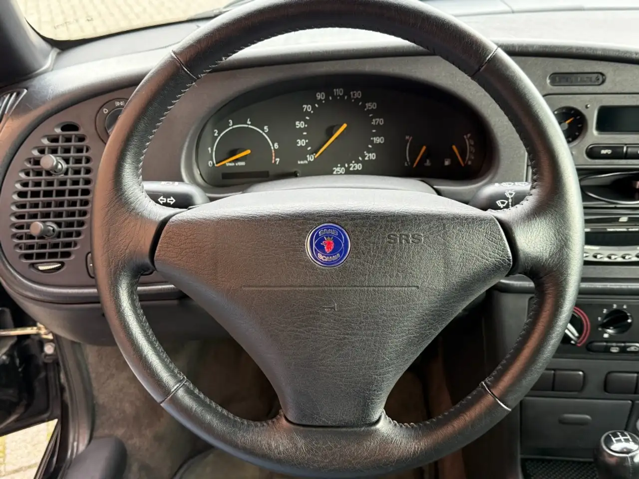Saab 900 2.0 S, foto 10