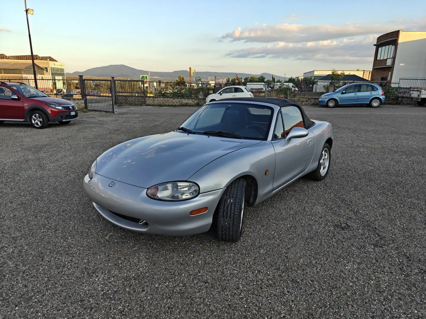 Mazda MX-5 1.6i 16v - 1