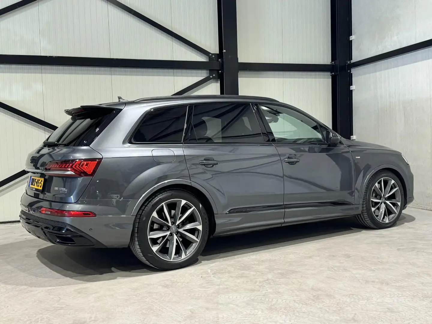 Audi Q7 55 TFSIe quattro S-LINE Aut. | panorama | leder | Gris - 2
