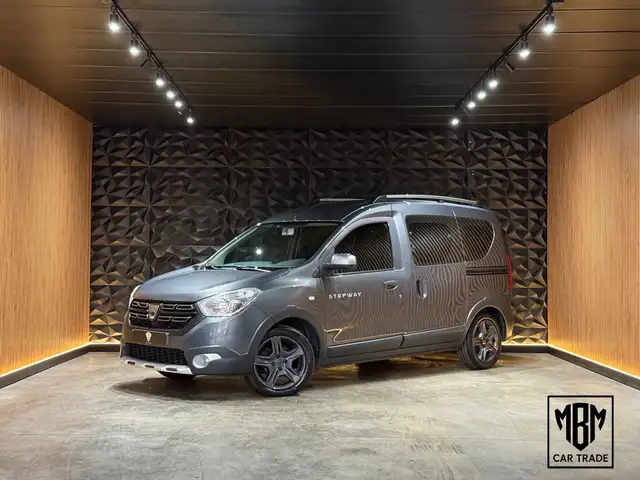 Dacia Dokker Stepway✅1.5 dCi 12 Maanden GARANTIE Airco Navi Trekhaak Cruise Control Camera Parkeersensoren Isofix Euro 6b