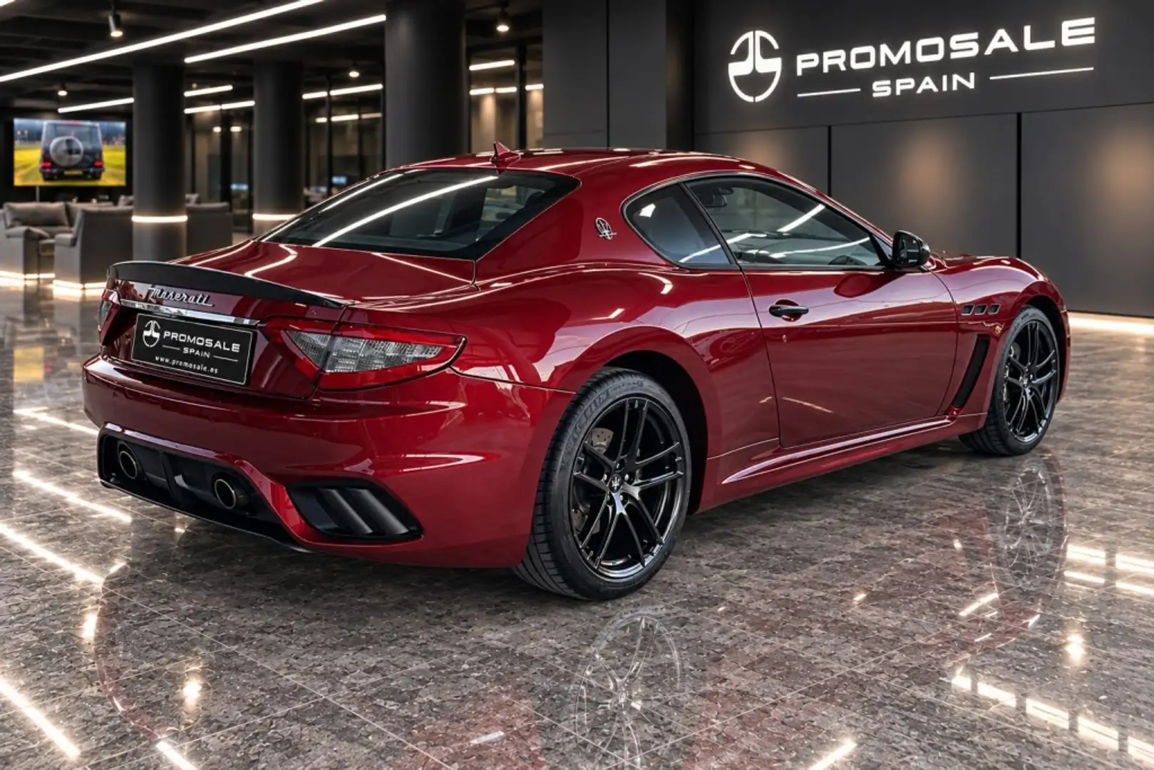 Maserati GranTurismo MC Aut. Rojo - 2