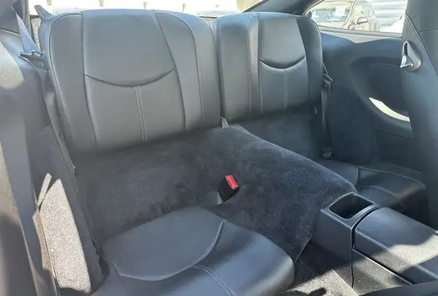 Porsche 911 view 16