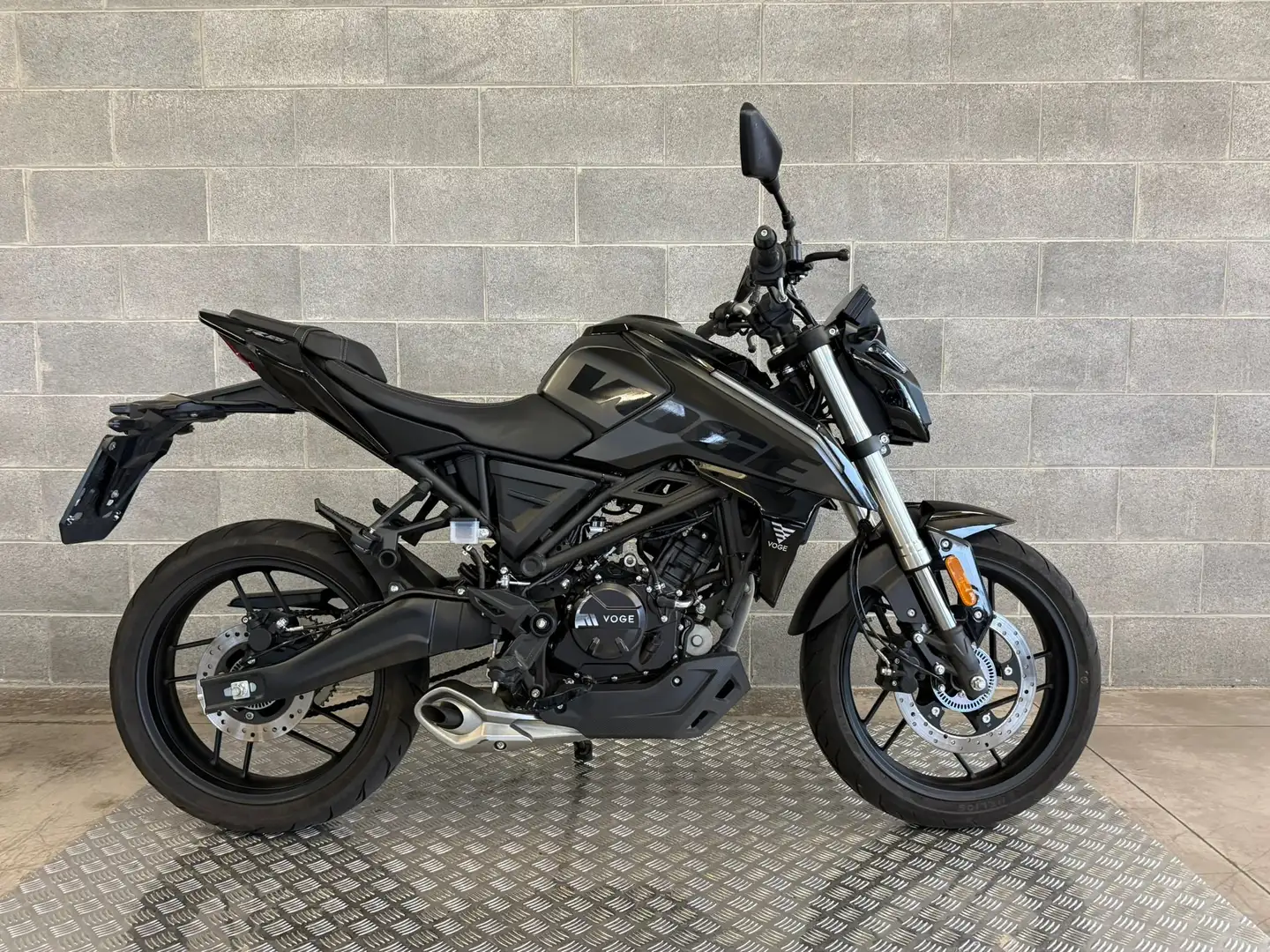 Voge Brivido r 125. CAMPAGNA PROVA RISCATTA O RENDI. Noir - 1