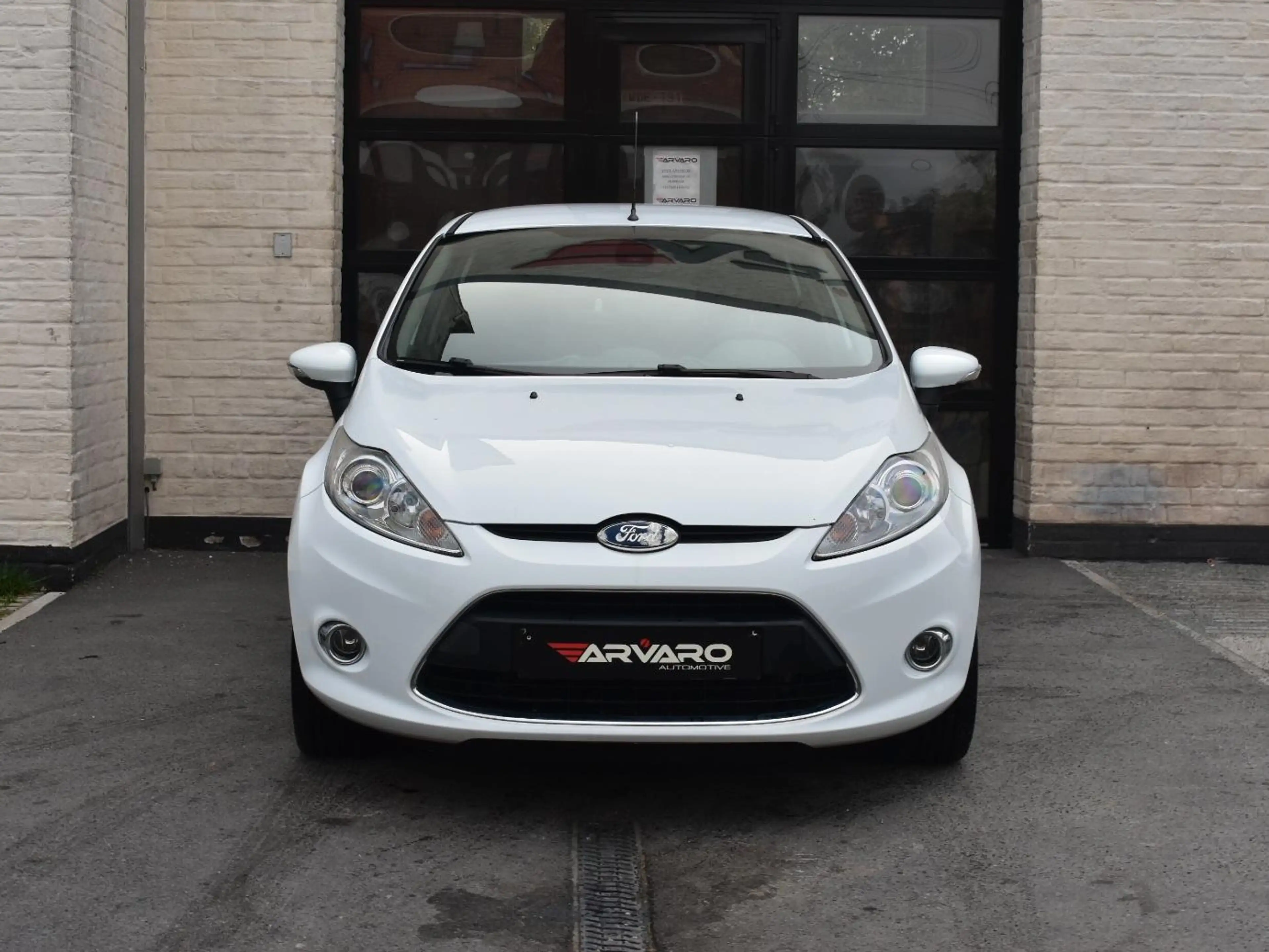 Ford Fiesta 1.25i Titanium Xenon / Airco / Alu Velg / Topstaat / Garantie — photo 3
