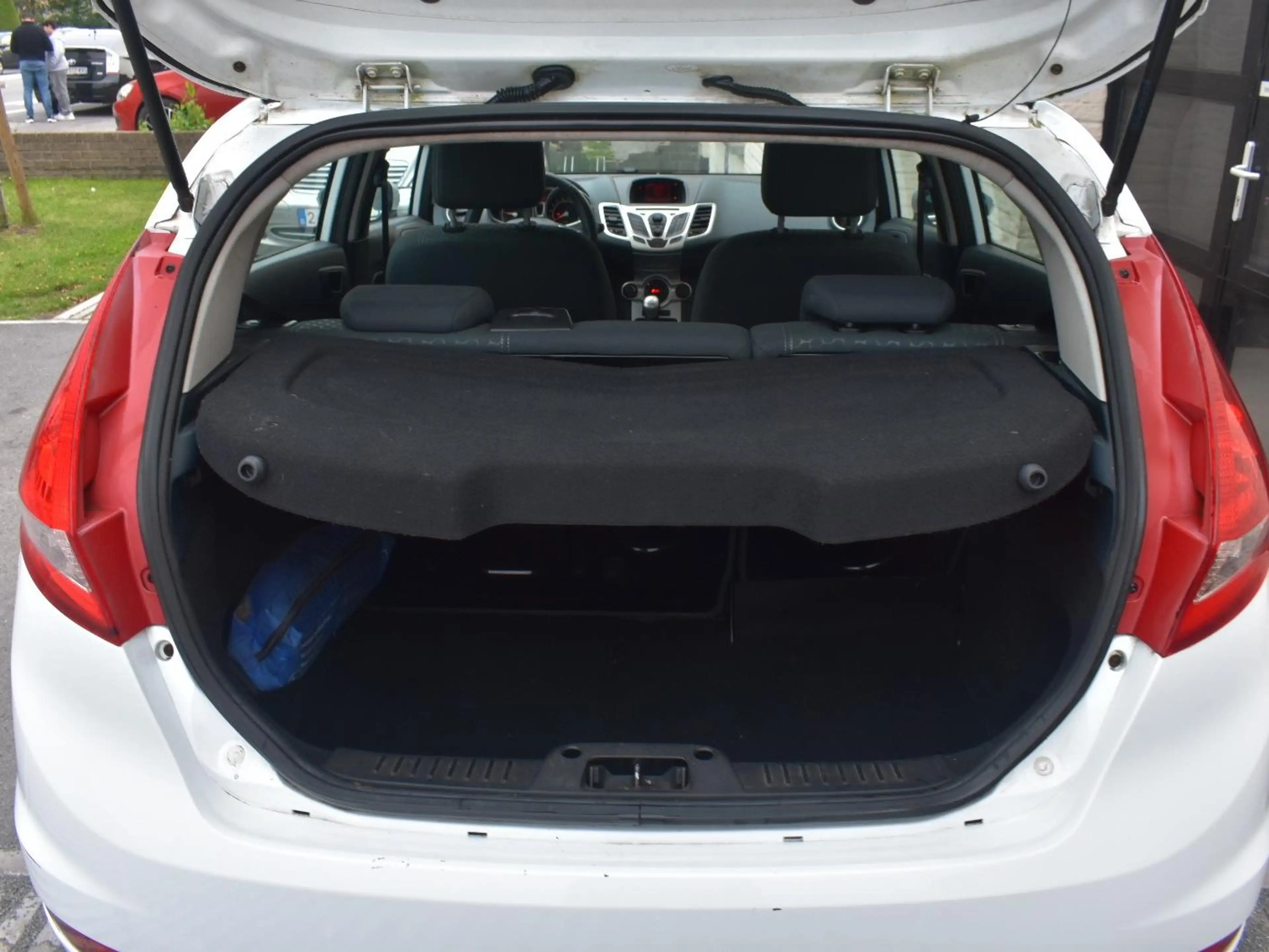 Ford Fiesta 1.25i Titanium Xenon / Airco / Alu Velg / Topstaat / Garantie — photo 8