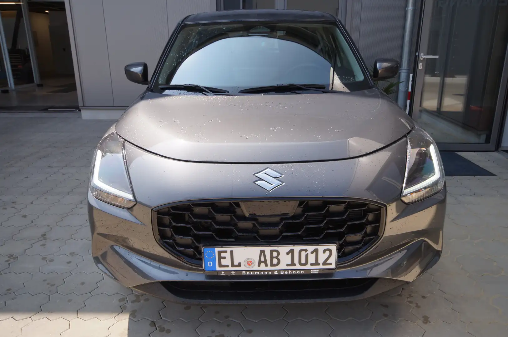 Suzuki Swift 1.2 Hybrid Allgrip MT Club 4x4-Allrad! Gris - 2