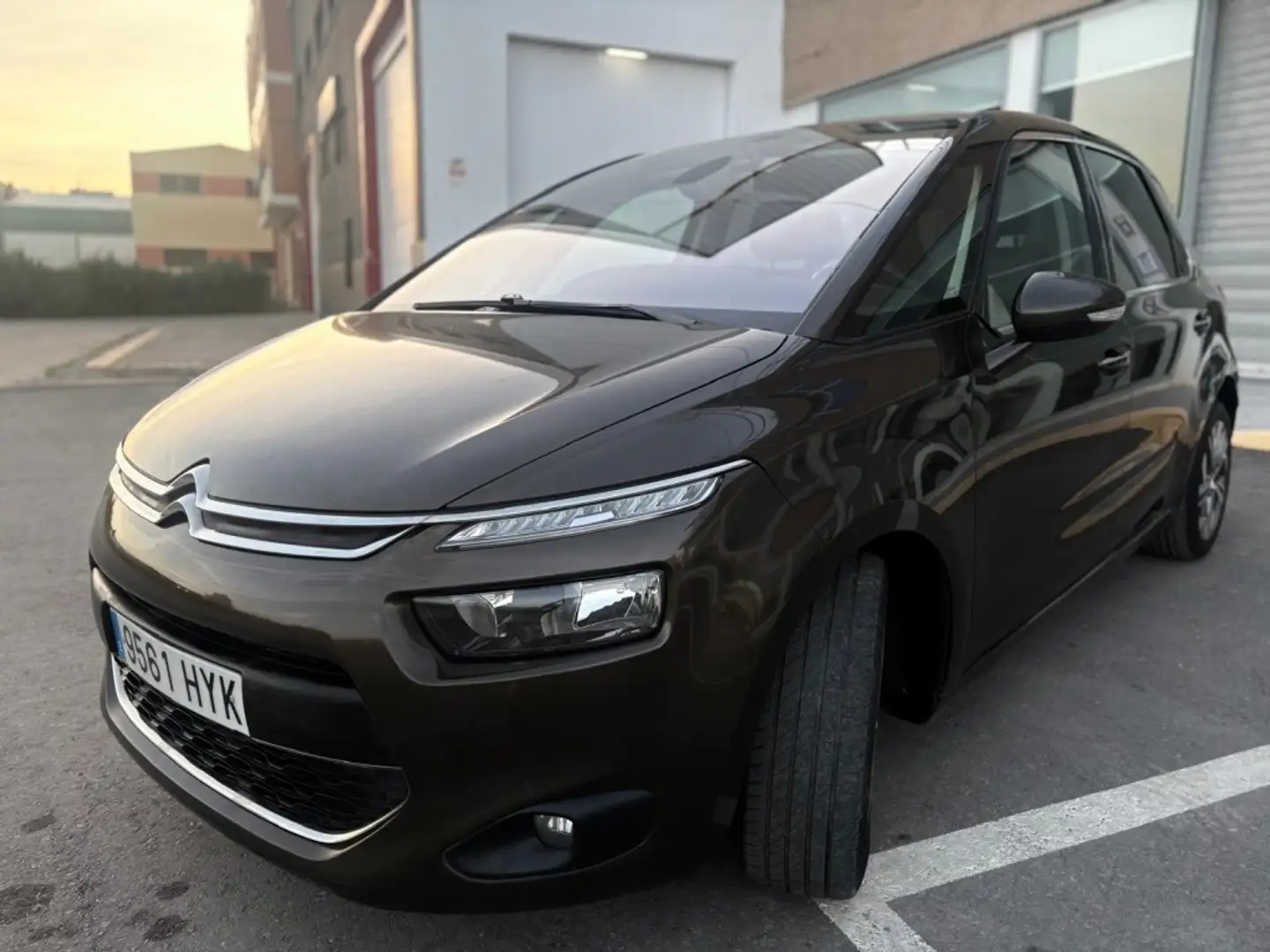 Citroen C4 Picasso 1.6e-HDi Intensive 115 Marrón - 2