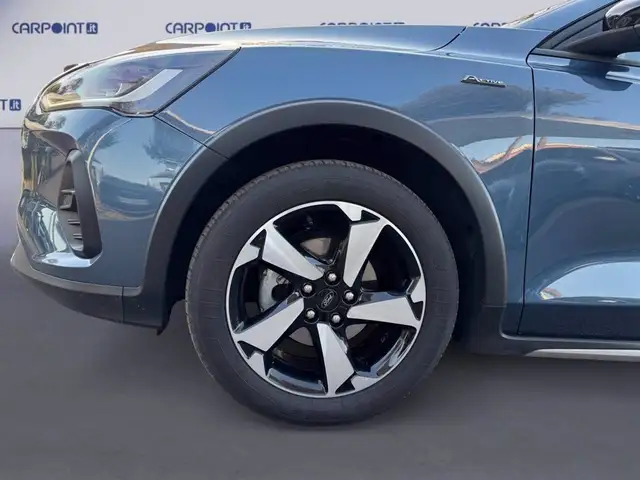 Ford Focus view 14