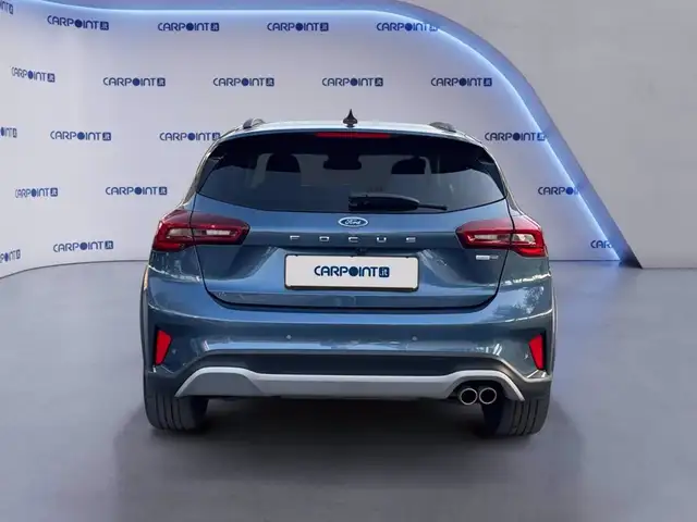 Ford Focus view 4