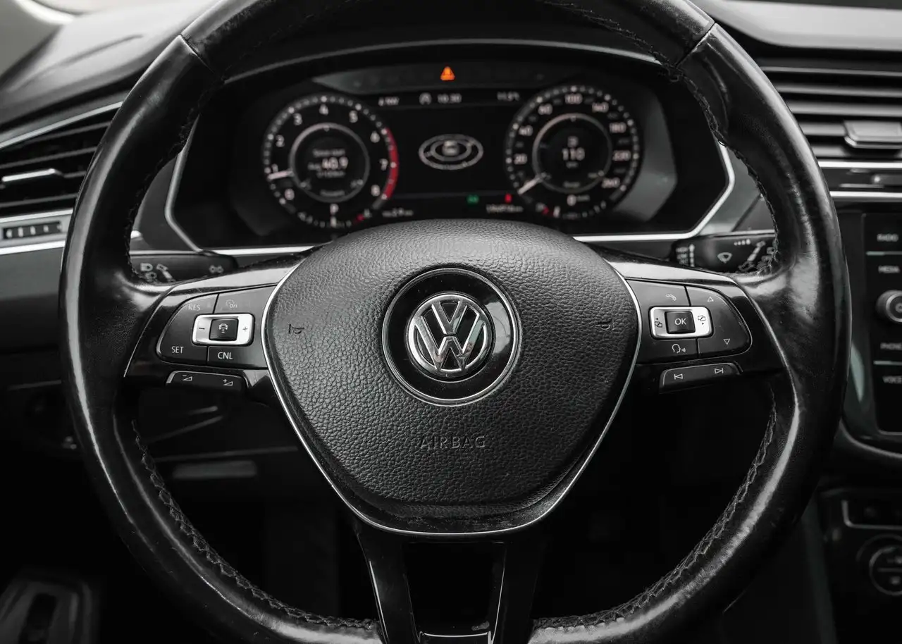 Volkswagen Tiguan снимка Volkswagen Tiguan