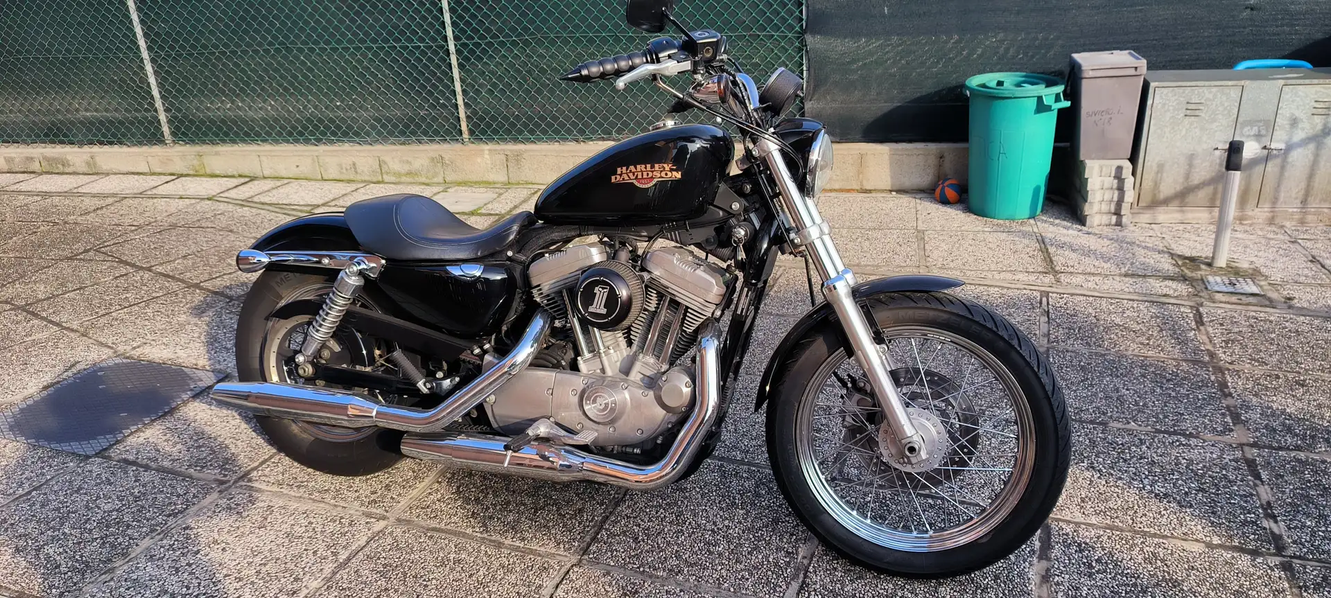 Harley-Davidson Sportster XL 883 XL Schwarz - 1