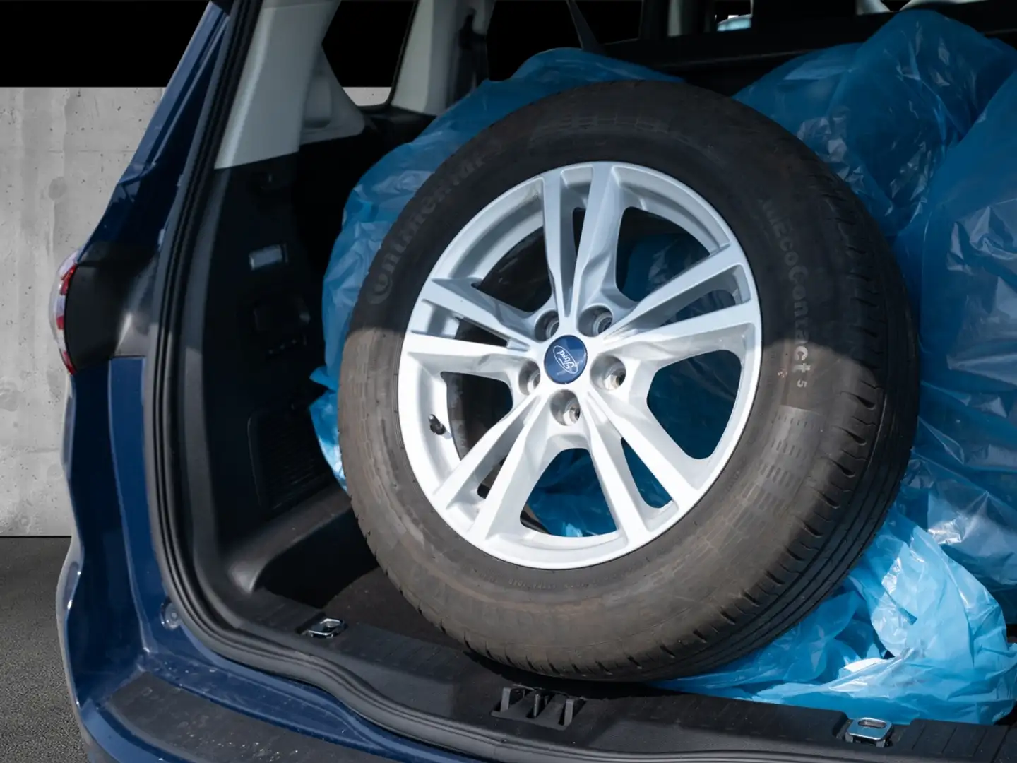 Ford S-Max Titanium FHEV Blau - 2