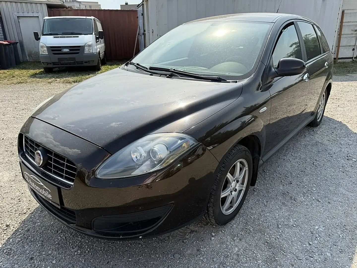 Fiat Croma 1,8 16V Active Braun - 2