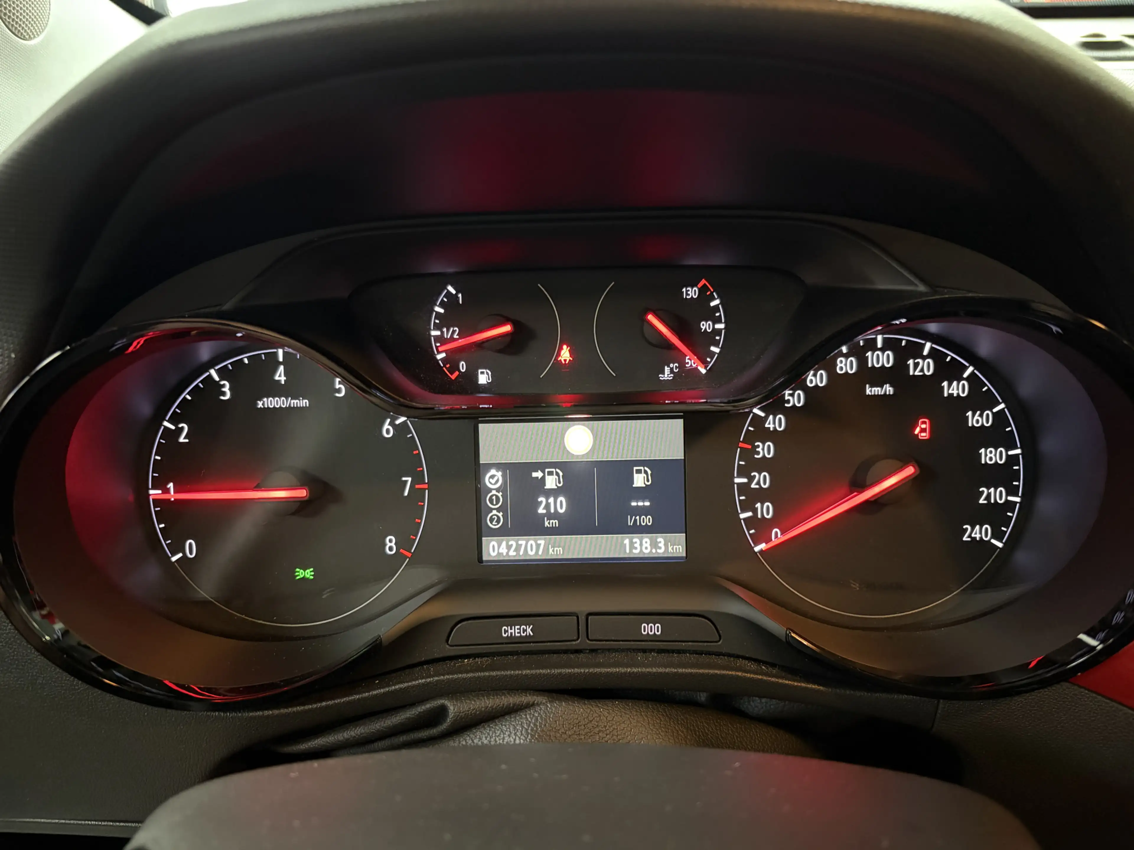 Opel Crossland 1.2 Turbo Ultimate Cruise Pdc Clima Trekhaak Navi — photo 5