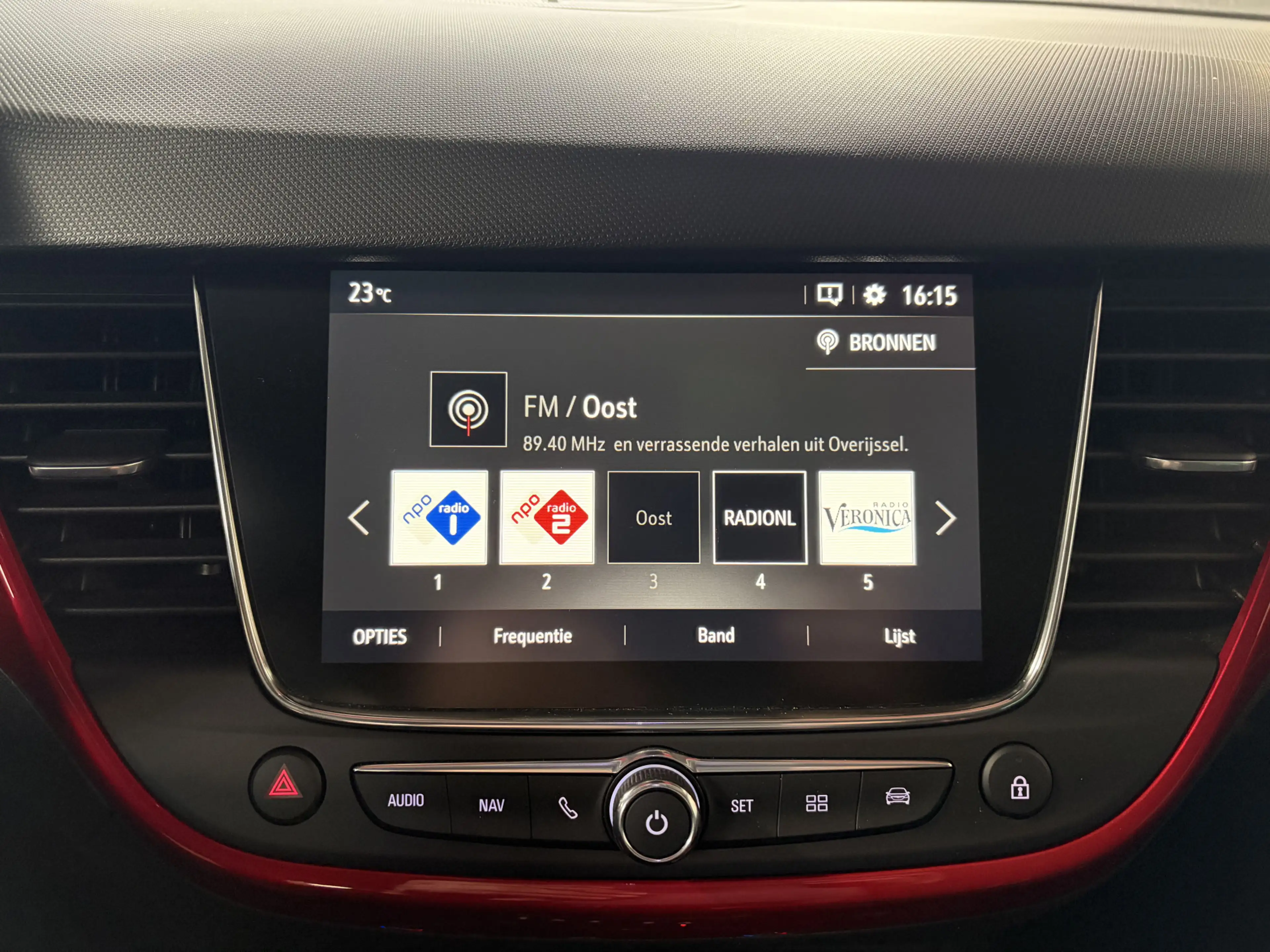 Opel Crossland 1.2 Turbo Ultimate Cruise Pdc Clima Trekhaak Navi — photo 12