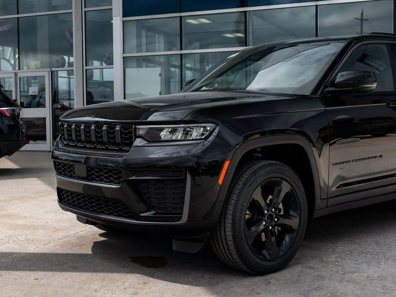 Jeep Grand Cherokee снимка Jeep Grand Cherokee