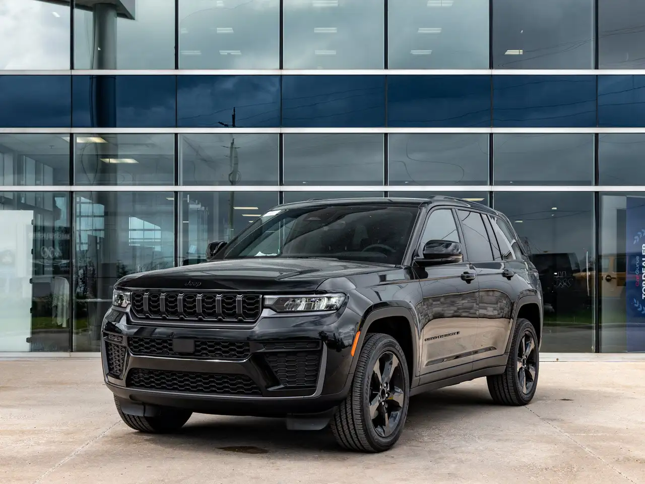 Jeep Grand Cherokee снимка Jeep Grand Cherokee