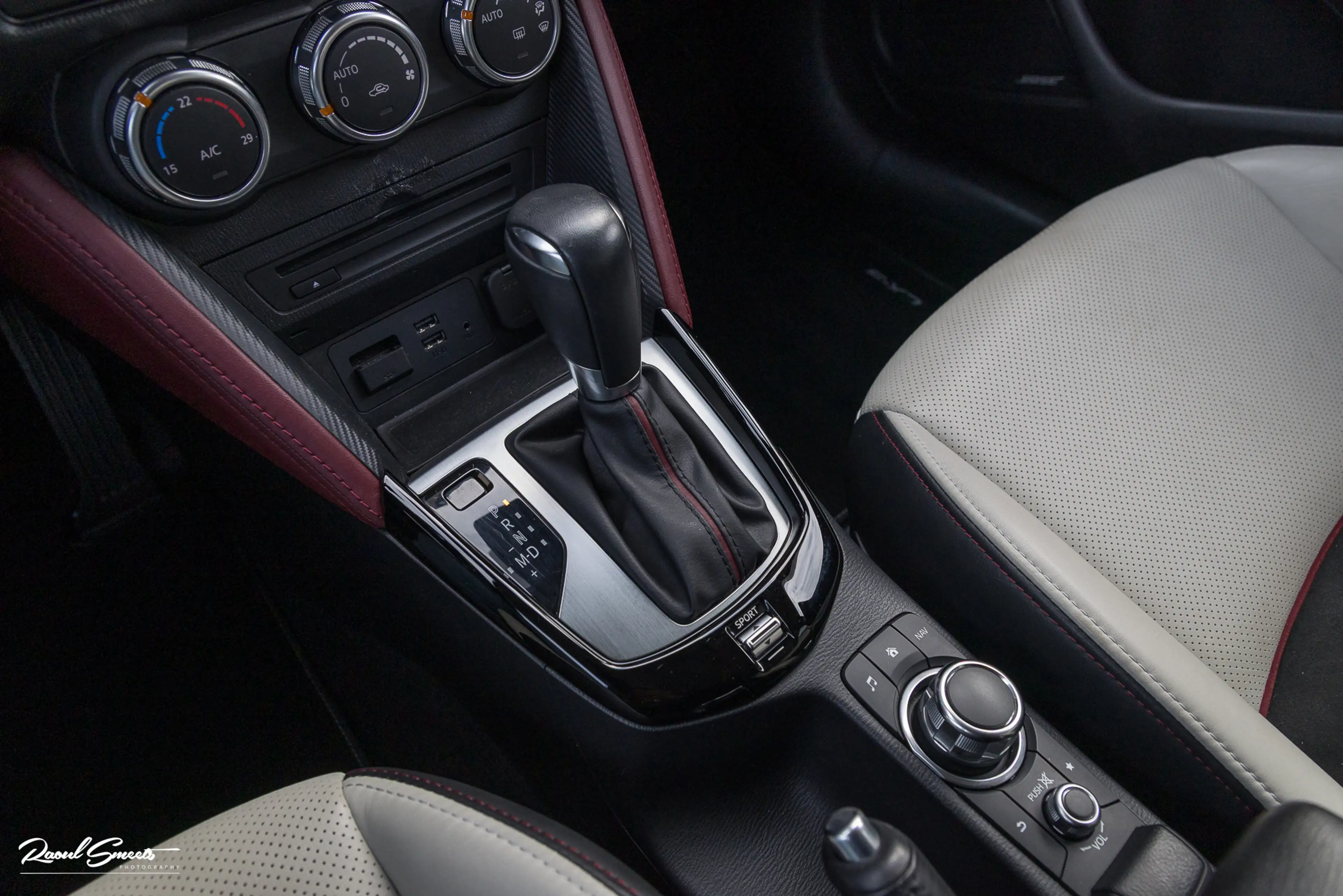 Mazda CX-3 2.0 SkyActiv-G 120 GT-M | Adaptieve cruise | Head- — photo 32