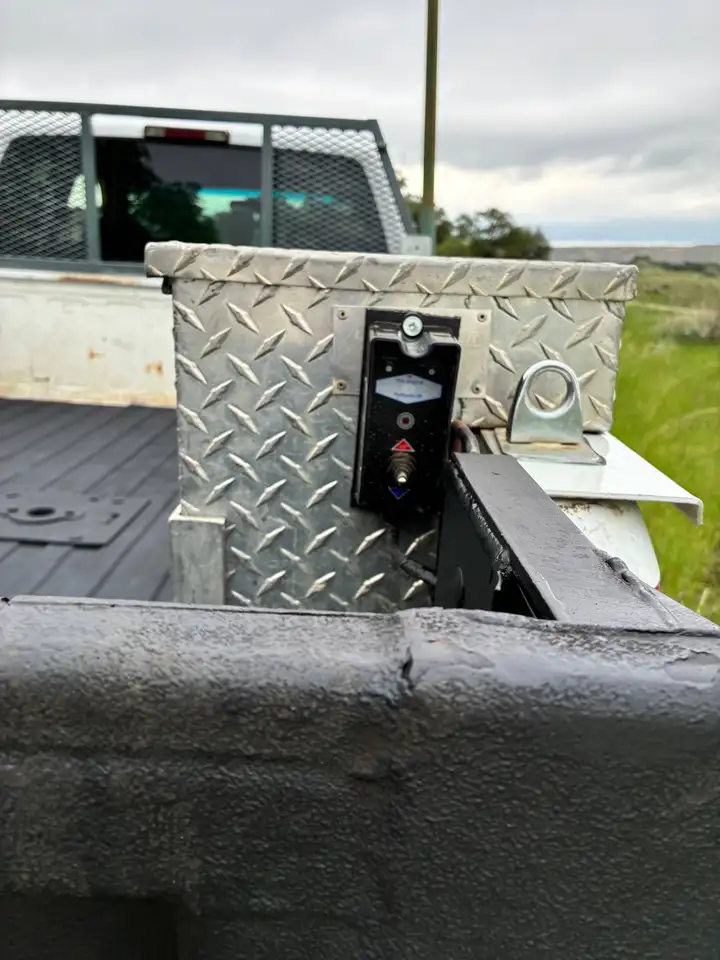 GMC Sierra 2500 photo GMC Sierra 2500