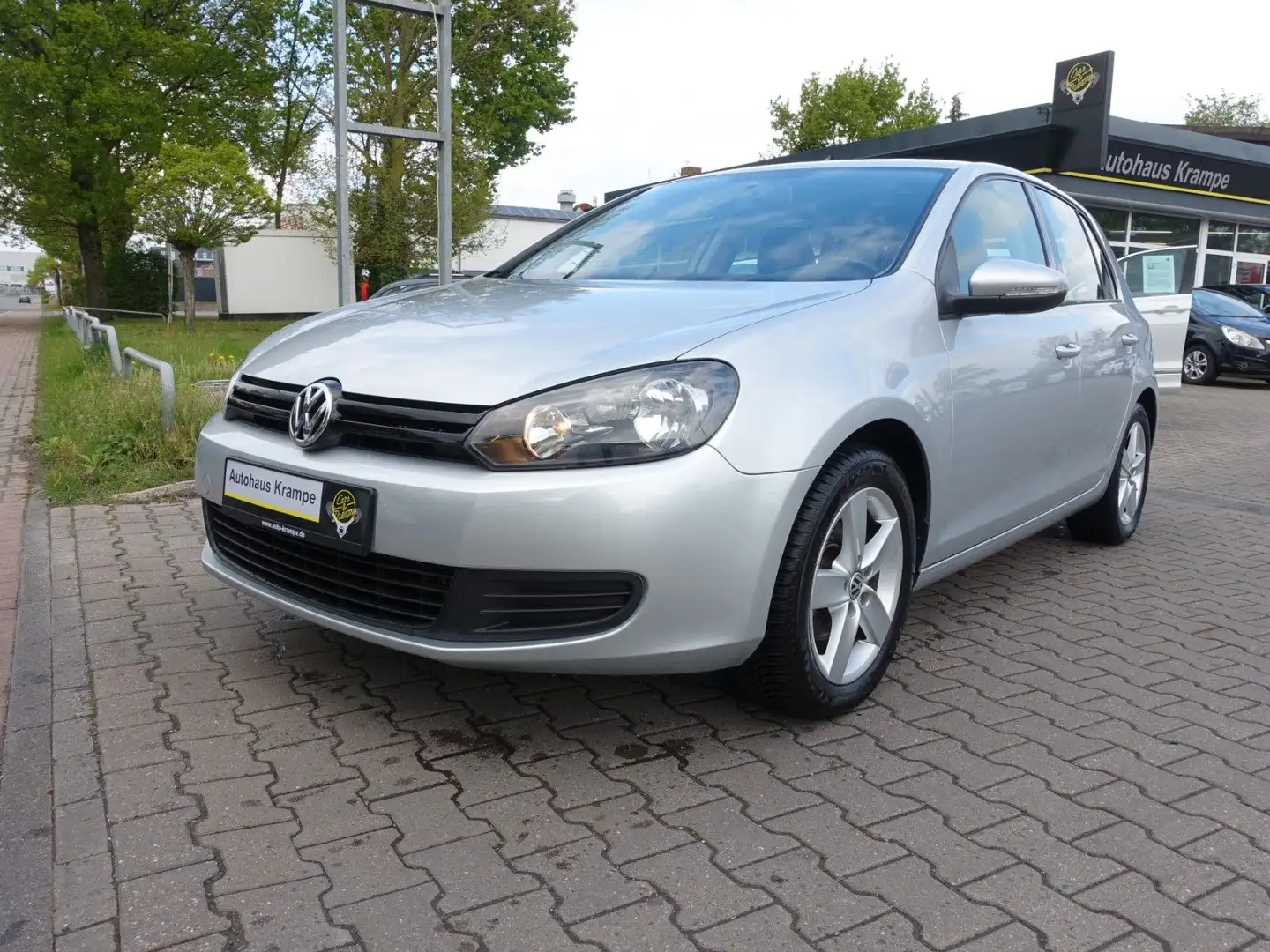 Volkswagen Golf VI Trendline Klima AHK Checkheft Argento - 1