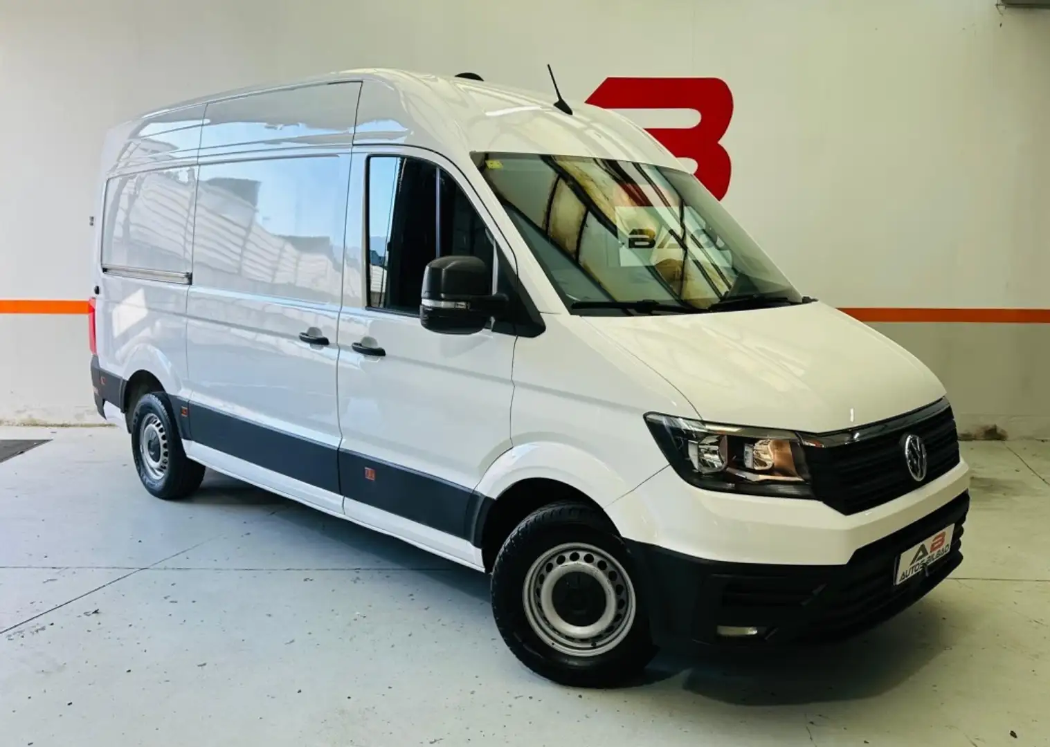 Volkswagen Crafter Furgón 2.0TDI SCR RWD 35 BM L3H3 103kW Blanco - 2