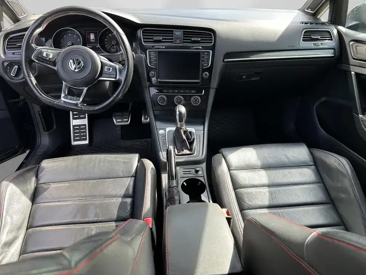 Volkswagen Golf GTI VII GTI 4Tür DSG Leder Panorama – Foto 14