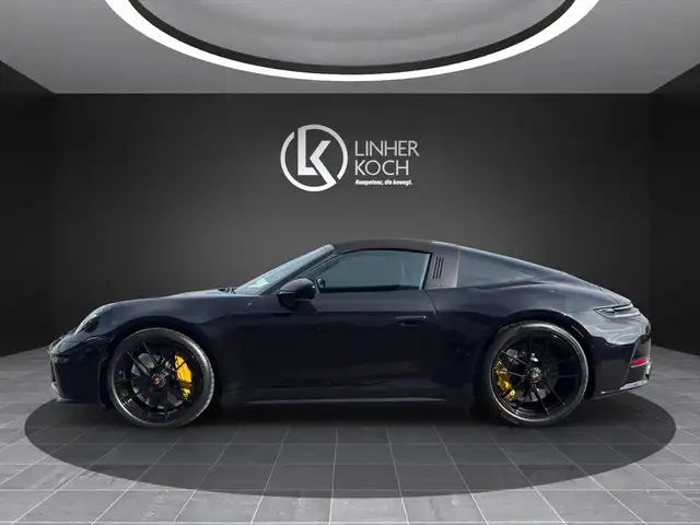 Porsche 911 Targa 4 GTS T-Hybrid ''LIFT+CERAMIC+ACC'' Ansicht 2