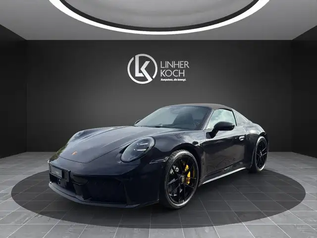 Porsche 911 Targa 4 GTS T-Hybrid ''LIFT+CERAMIC+ACC'' Ansicht 1