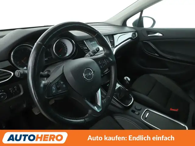 Opel Astra view 11