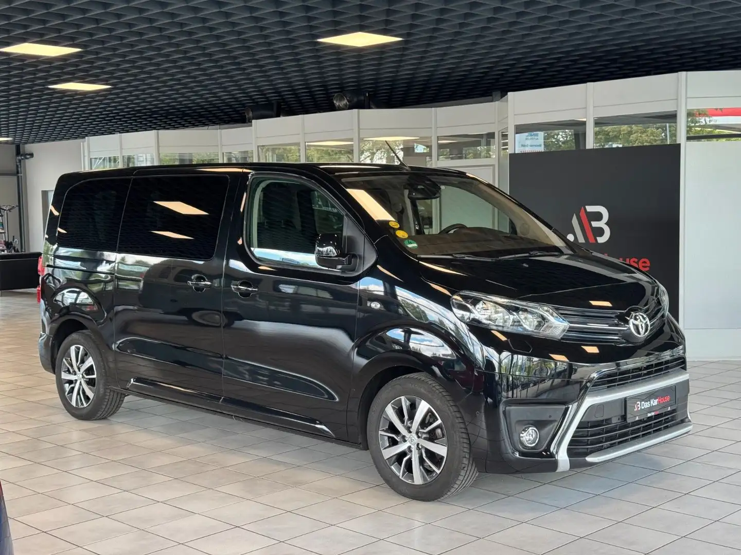 Toyota Proace Verso L1 Family Comfort ·8 Sitz· HUD· AHK Schwarz - 1