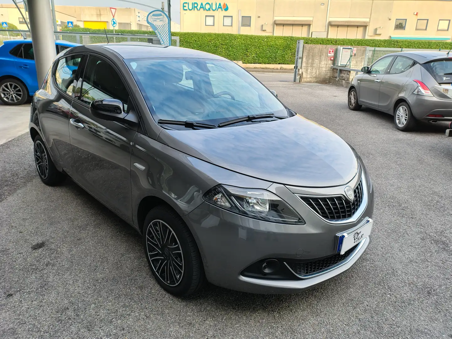 Lancia Ypsilon Ypsilon 1.0 firefly hybrid Gold s&s Grigio - 1