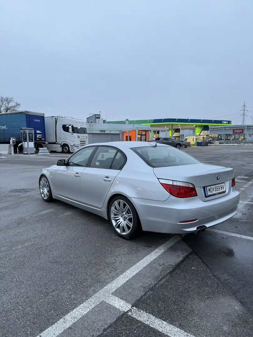 BMW 535 E60 535D LCI Limousine - 2
