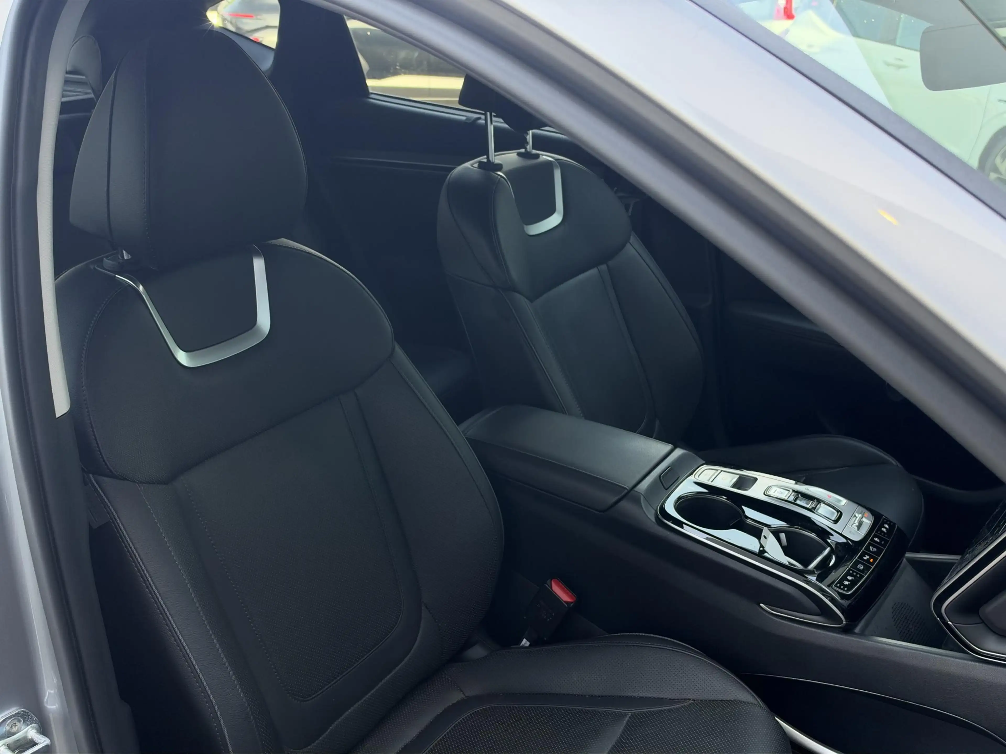 Hyundai TUCSON 1.6 T-GDI PHEV Comfort 4WD | 360 Camera | Navigati — photo 13