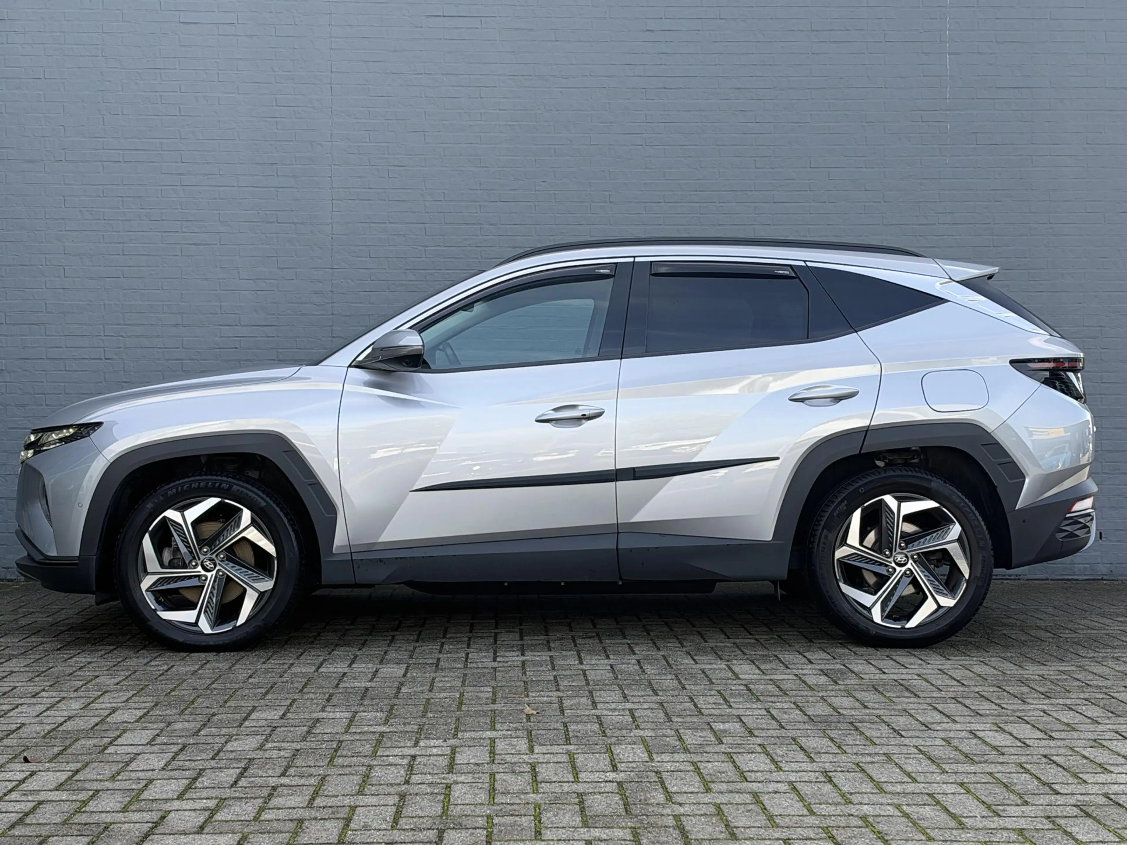 Hyundai TUCSON 1.6 T-GDI PHEV Comfort 4WD | 360 Camera | Navigati — photo 7