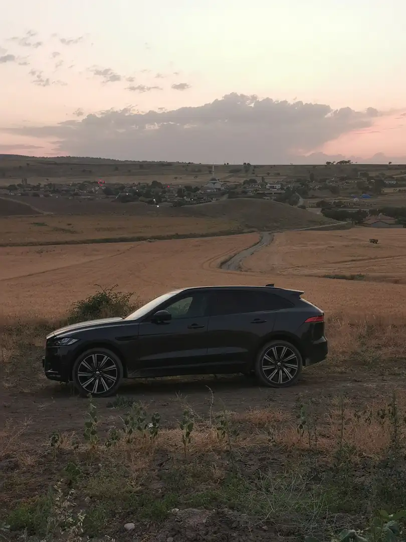 Jaguar F-Pace 30d AWD R-Sport Gris - 1