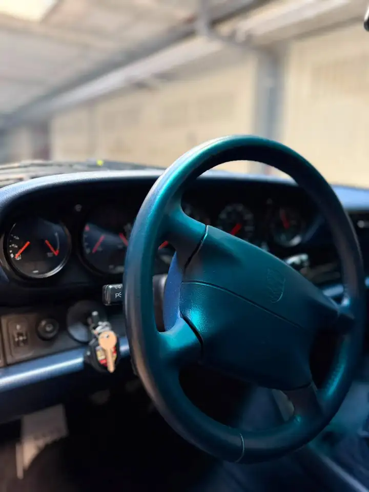 Porsche 993 911 Coupe 3.6 Carrera, foto 12