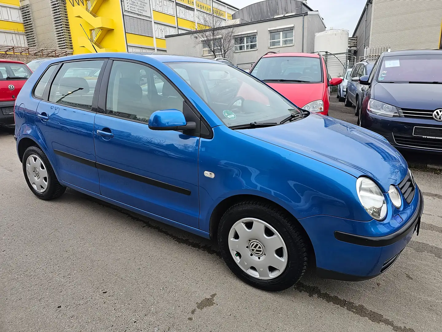 Volkswagen Polo Comfortline Automatik Blau - 1