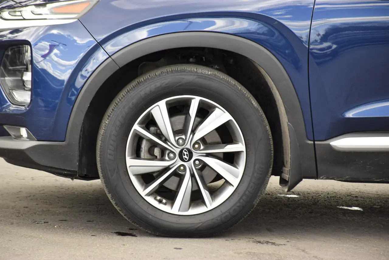 Hyundai SANTA FE снимка Hyundai SANTA FE