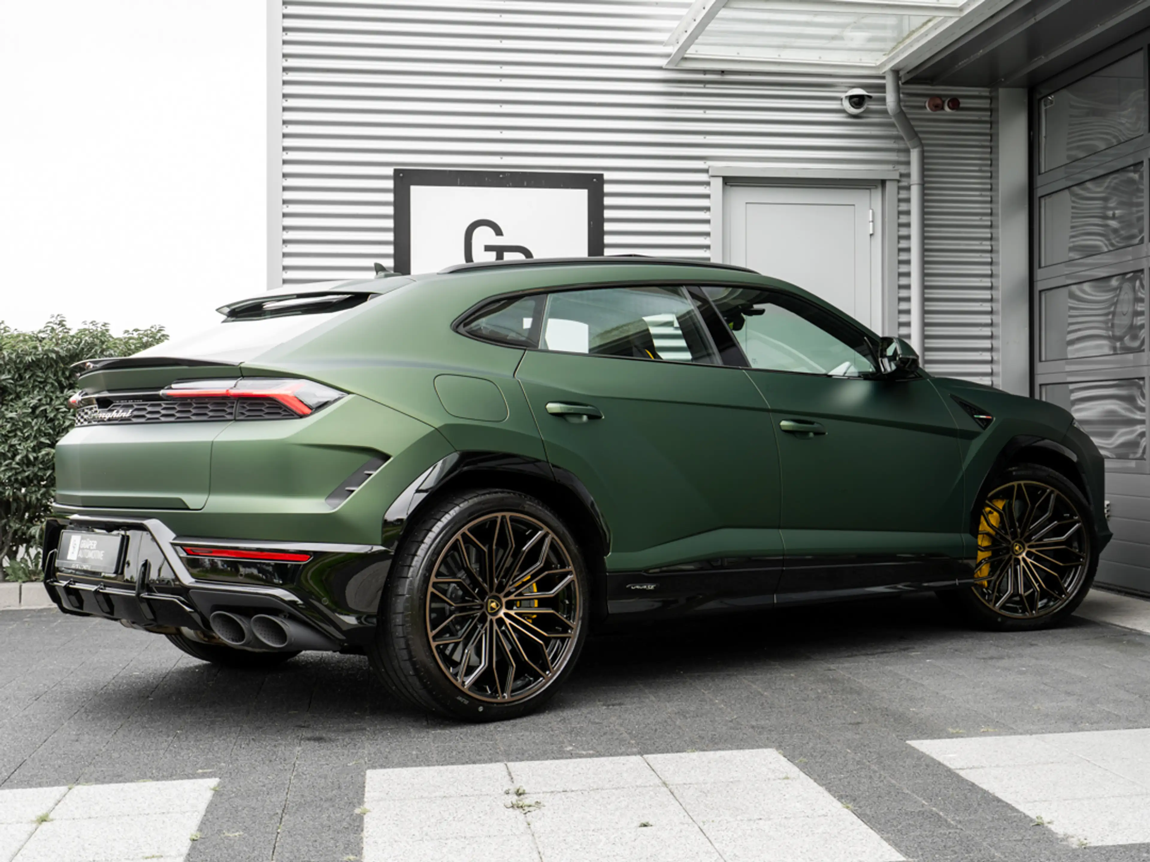 Lamborghini Urus 4.0 V8 Hybrid SE | CARBON | MATT | BTW | PANO | VO — photo 6