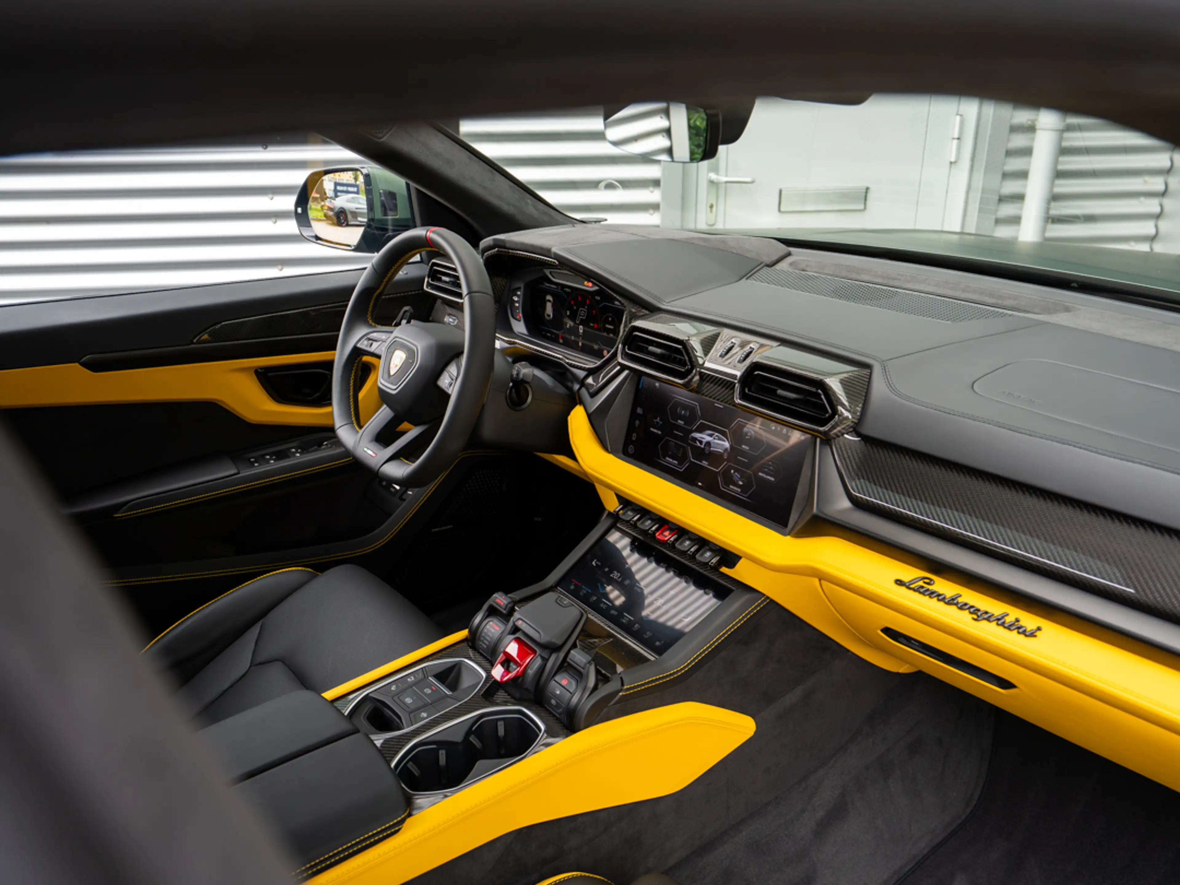 Lamborghini Urus 4.0 V8 Hybrid SE | CARBON | MATT | BTW | PANO | VO — photo 9