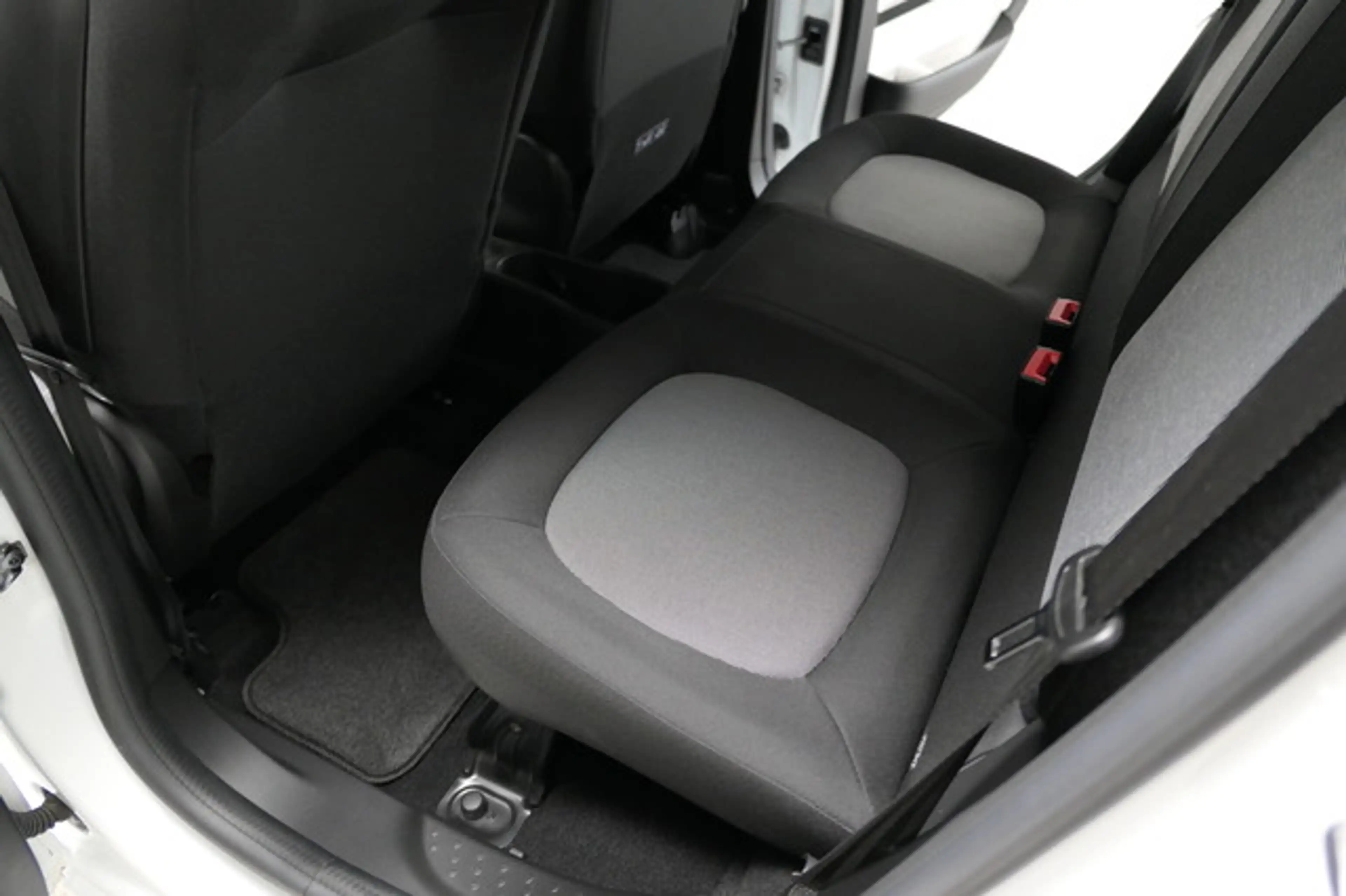 Renault Twingo Limited 25300 km! Klima! PDC! Tempomat — photo 12