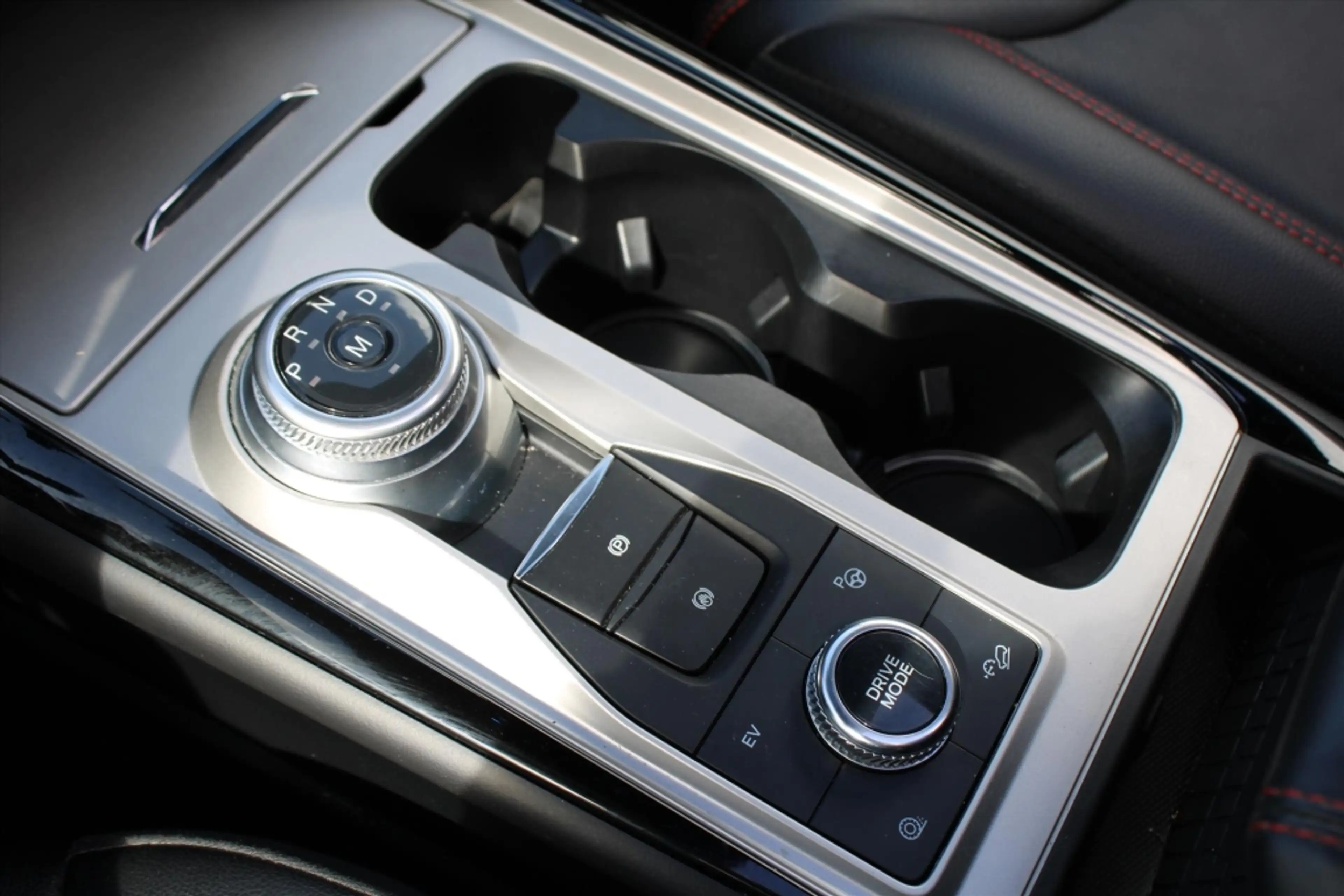 Ford Explorer 3.0 V6 EcoBoost PHEV 457pk Aut ST-Line, Trekhaak — photo 22