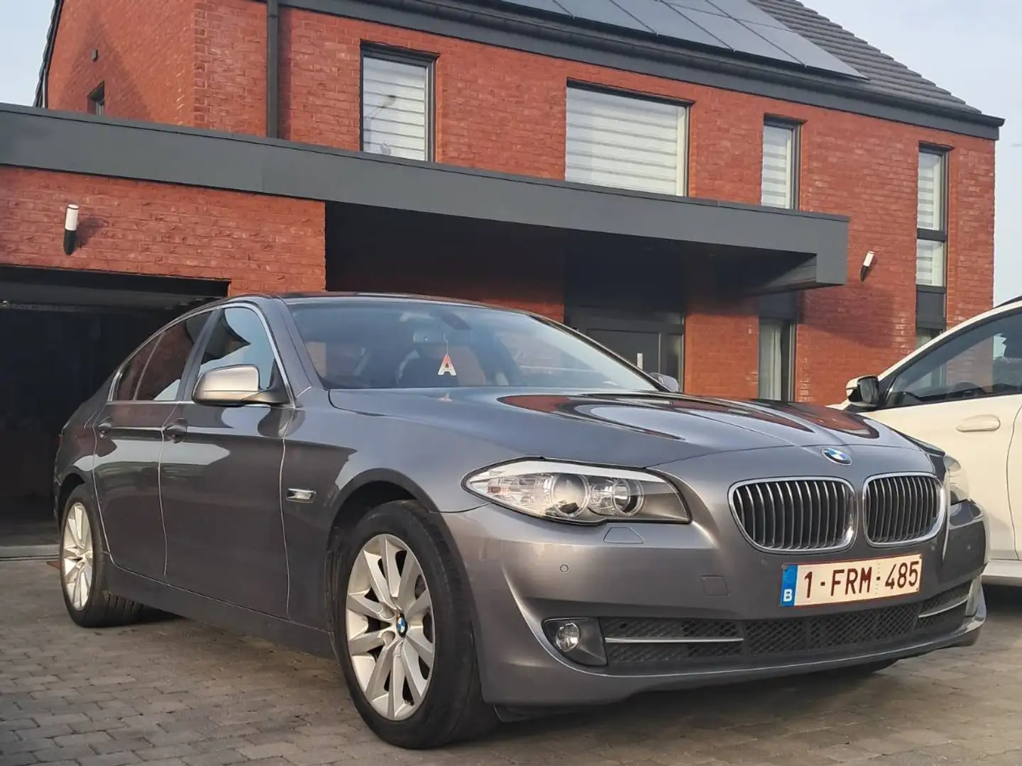 BMW 520 520d Luxe Gris - 1
