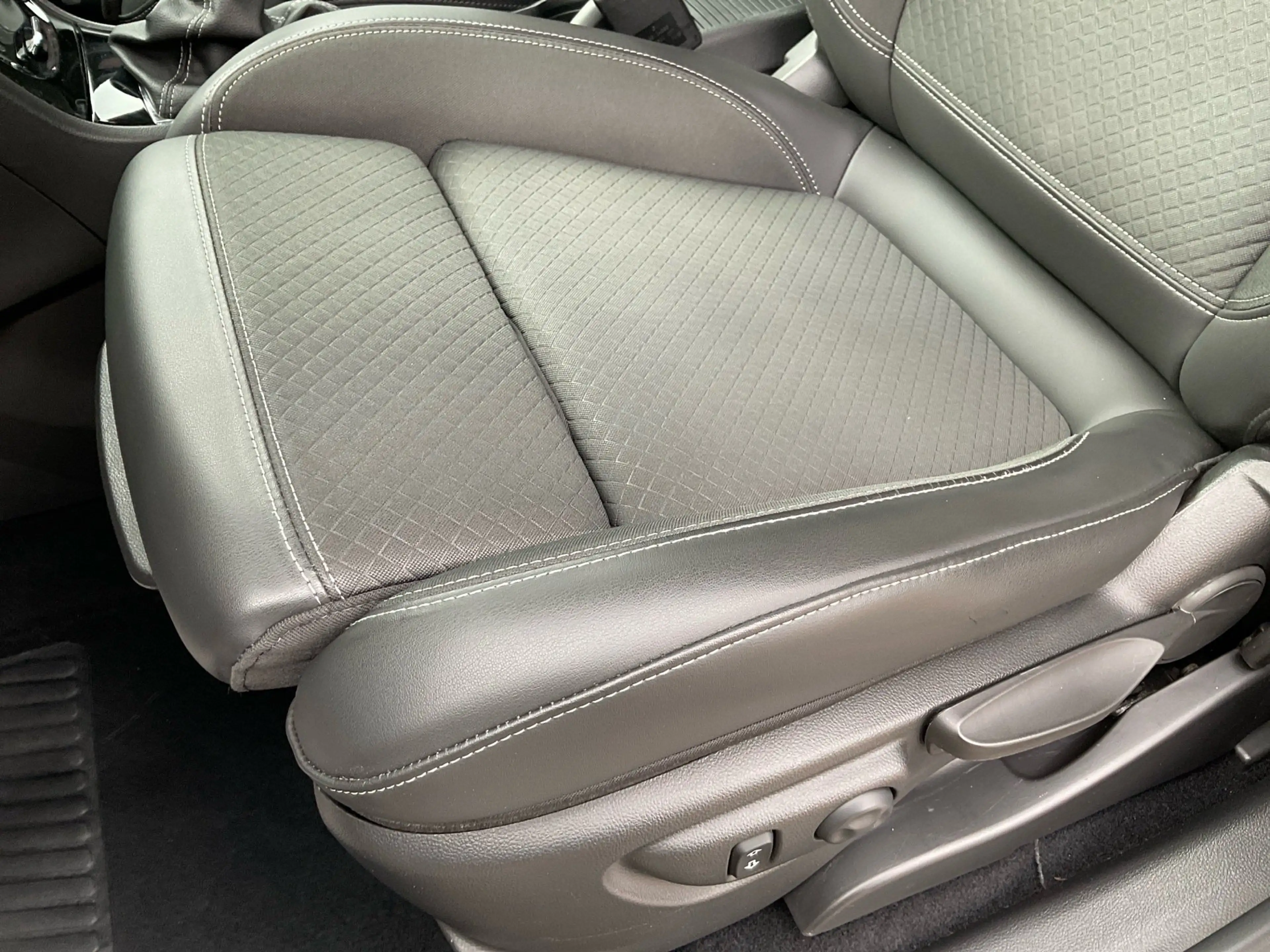 Opel Mokka X 1.4 TURBO ECOTEC ULTIM Ultimate — photo 8