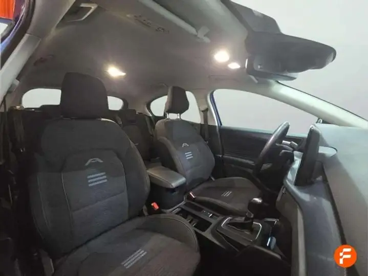 Ford Focus 2023, foto 13