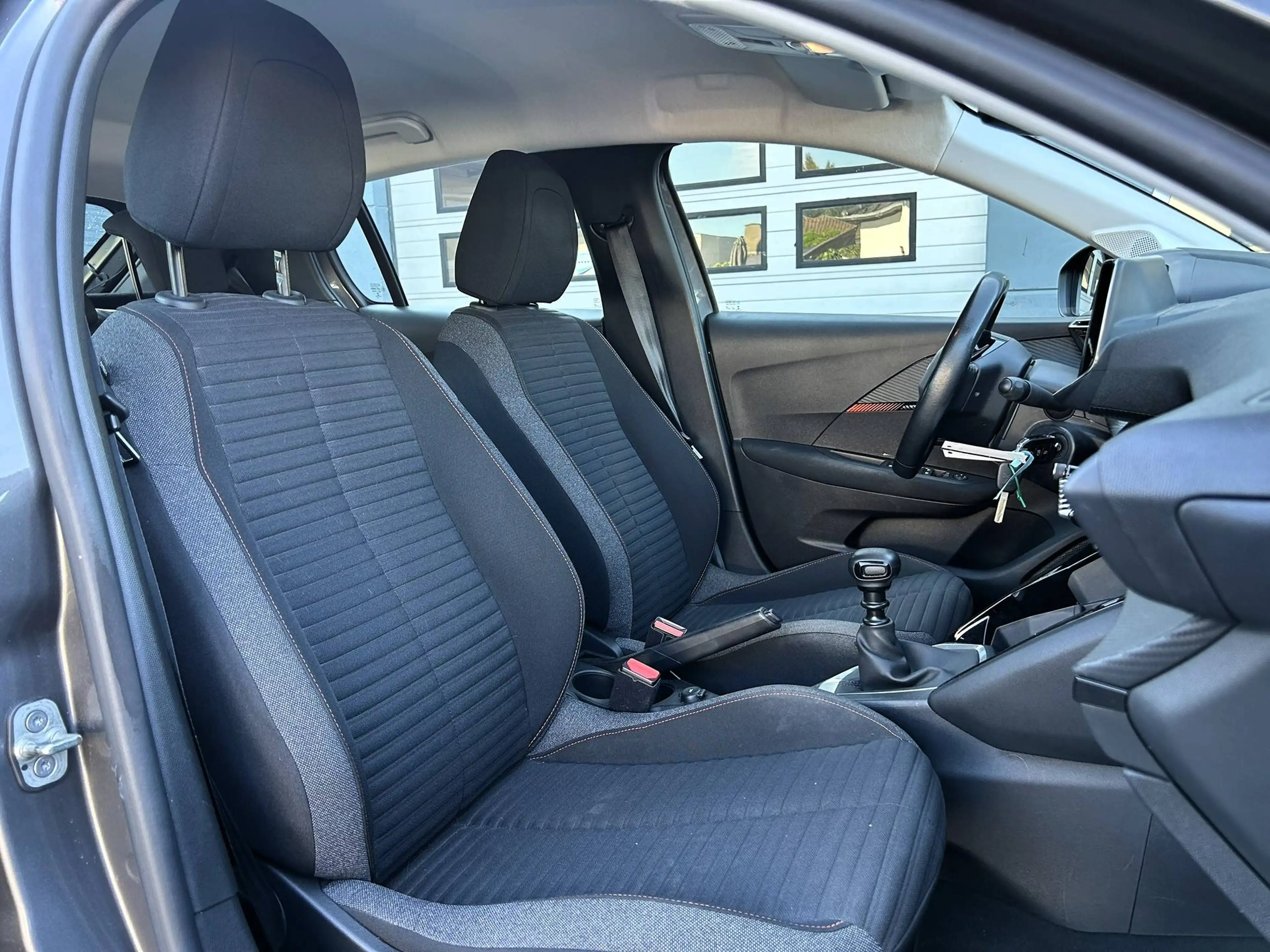 Peugeot 208 1.2i PureTech Active Pack | Navigatie | Airco | PDC — photo 11