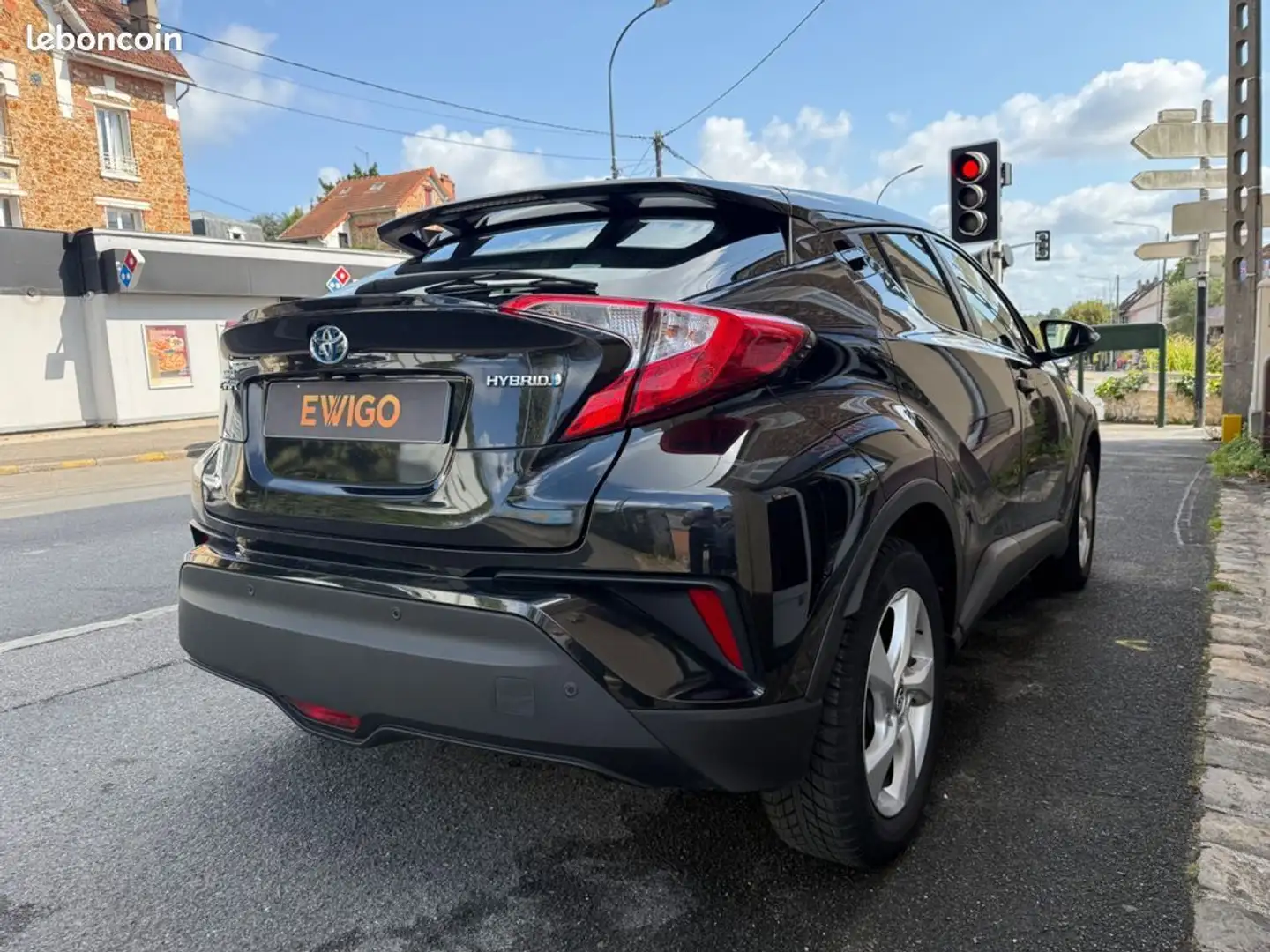 Toyota C-HR 1.8 122h 100 hybrid dynamic 4x2 e-cvt bva camera de recul Zwart - 2